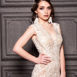 Robe de soirée élégante pour femme, style A, blanche, avec col en V sexy et jupe longue, pour les banquets de mariage et les fêtes, robe de demoiselle d'honneur - Product Image 1