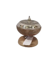 Support de brûleur dernière conception couleur blanche brûleur Bakhoor d'excellente qualité utilisé à la main pour la décoration de table à la maison à bon prix