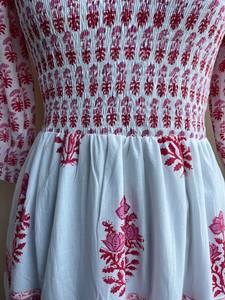 Main Bloc Imprimé 100% Coton Indien Robe Longue Tuniques Robe avec Brodé Style Décontracté et Décorations - Product Image 2