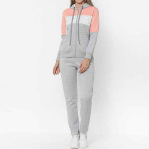 Nuevo chándal elegante para mujer con logotipo personalizado de dos piezas de gran tamaño al por mayor precio barato chándal para mujer - Product Image 5