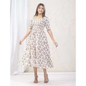 Abito in cotone stampato <span class=keywords><strong>beige</strong></span> <span class=keywords><strong>bianco</strong></span> personalizzato, taglie forti, con vita impero, taglia XS, ideale per serate in discoteca <span class=keywords><strong>e</strong></span> occasioni casual. - Product Image 6