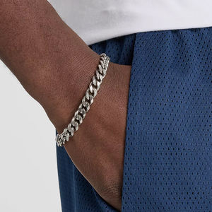 Venta directa de fábrica Pantalones cortos casuales transpirables para hombres Último diseño con pantalones cortos atléticos de malla de patrón sólido - Product Image 6