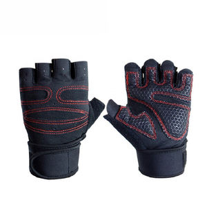 Gants de musculation en cuir synthétique sur mesure avec service OEM Gants de musculation pour poignet Gants d'entraînement croisé fabriqués au Pakistan - Product Image 2