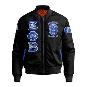 Giacca in Raso della Confraternita Zeta Phi Beta, Blu e Bianca, Stile Greco 1920, Ricamo dello Scudo ZPB, Capospalla Premium Stile Varsity - Product Image 1