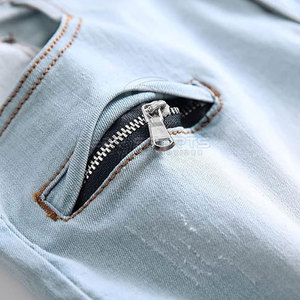 กางเกงขาสั้นกางเกงยีนส์แบบลำลองของผู้ชายกางเกงขาสั้นแบบมืออาชีพออกแบบโลโก้ได้ตามต้องการ - Product Image 4