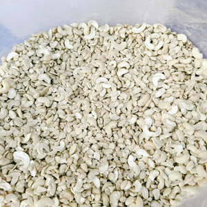 Best Quality <b>Nuts</b> <b>Kernels</b> SANTIGO Noix De Cajou Cashew <b>Kernel</b> Customized Packaging Cashew <b>Nuts</b> Wholesale - Product Image 1
