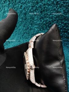 Precio al por mayor de lujo personalizado hecho a mano totalmente helado Moissanite diamante Micro ajuste mecánico relojes de pulsera para hombres - Product Image 4