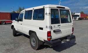 Toyota Land Cruiser 78 d'occasion abordable, toit métallique, 4.2L Diesel - Product Image 2