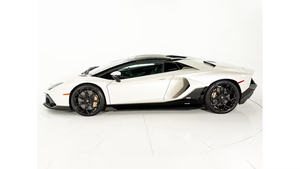 Lamborghini Aventador LP 780-4 Ultimae Roadster AWD 2022, Auto Usado Certificado - Product Image 5