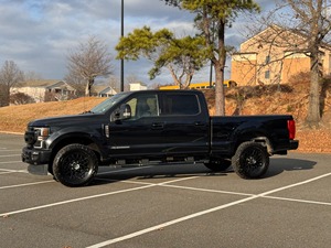 รถกระบะฟอร์ด ซูเปอร์ ดิวตี้ เอฟ-250 ปี 2021 ขับเคลื่อน 4 ล้อ รุ่นครูแค็บ ลาริเอต เอสอาร์ดับเบิลยู เครื่องยนต์ 6.7 ลิตร 4 วาล์ว โอเอชวี พาวเวอร์สโตรก วี8 เทอร์โบ ดีเซล บี20 - Product Image 2