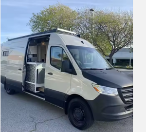 Camping-car familial de luxe d'occasion 4x4, caravane en fibre de verre, maison mobile - Product Image 1