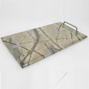 Plateau de service en marbre noir naturel de vente chaude avec poignée métallique dorée Taille personnalisée pour un usage domestique en acier et en laiton - Product Image 3