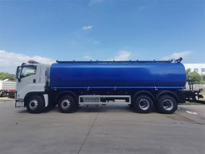 Camión Cisterna de Agua Usado 8x4 de 20cbm, 350HP Diésel, Hecho en China - Product Image 3