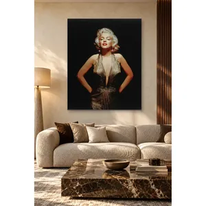 Fida Marilyn Monroe en robe dorée sur fond noir, impression sur toile - Product Image 3