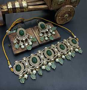 Conjunto de collar de Polki de diseñador de lujo victoriano, pendientes hechos a mano, joyería nupcial de latón pulido para compromisos, aniversarios - Product Image 1