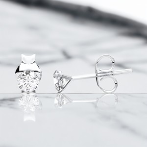 Modern Opulence 1.5ct Lab Grown Diamond Push Back Stud Pendientes Sólido Oro Blanco Venta al por mayor OEM - Product Image 5