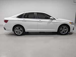 Entrega Inmediata, Volkswagen Jetta SE FWD 2024, Auto de 4 Puertas - Product Image 4