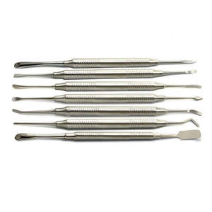 Kit d'équipements pour instruments de chirurgie dentaire manuelle d'implantation, comprenant des écarteurs périostiques et des périotomes par Surgiright - Product Image 4