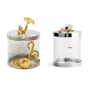 Los botes de vidrio decorativos más exigentes con tapa de metal Set Cocina Almacenamiento de alimentos Logotipo personalizable Bodas Hecho Material de PC - Product Image 4