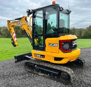 รถขุดขนาดเล็ก JCB 35Z-1 3.5 ตัน แบบ Zero Tail Swing กำลัง 18.4 กิโลวัตต์ เครื่องยนต์ดีเซล ระบบไฮดรอลิก รถขุดขนาดกะทัดรัดสำหรับงานก่อสร้าง - Product Image 5