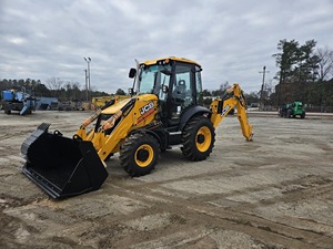 Retroexcavadora J-C-B 3CX-15HFCE con Motor Perkins, Carga Nominal de 4 Toneladas, Modelo 2023, Bomba Hidráulica de 92KW, Aire Acondicionado - Product Image 6