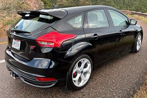 FORD Focus ST d'occasion 2017 - Product Image 4