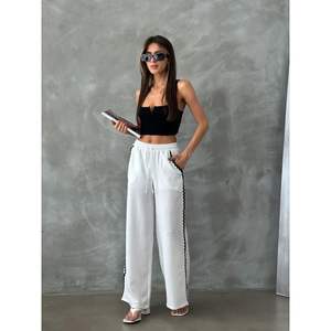 กางเกงขายส่งสำหรับผู้หญิงรุ่น Topshow ลายครีมสโตน - Product Image 2