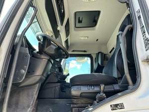 Camion d'occasion Mercedes-Benz Arocs 2648 6x4 Euro 2 Diesel Manuelle 4x2 LHD 2016, véhicule utilitaire léger, poids total autorisé 7,5T, benne arrière, neuf - Product Image 6