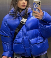Veste d'hiver décontractée pour homme, noire, en duvet, avec capuche et bordure en fourrure, imperméable, coupe-vent, coupe classique, fermeture éclair, logo sur le devant