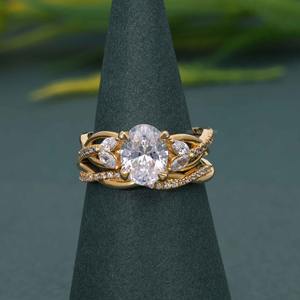 Anillo de Compromiso de Oro Sólido de 14 Quilates con Diamante Cultivado en Laboratorio con Corte Ovalado Trenzado, Certificado por IGI, VVS, con Banda a Juego - Product Image 1