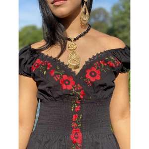 Robe midi noire brodée pour femmes, broderie florale, col en V, manches courtes, robe décontractée ethnique d'été - Product Image 3