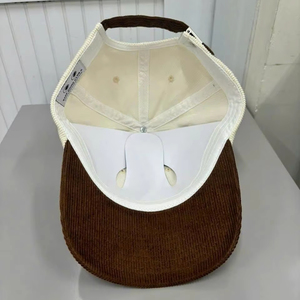 Gorras Trucker de Malla Azul con Logotipo Bordado en 3D Personalizado, Gorras Trucker Ajustables para Golf y Actividades al Aire Libre, Fabricadas en Vietnam - Product Image 5