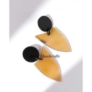 Pendientes de diseño de cuerno de buey de vaca hechos a mano a la moda para niñas, joyería de estilo Animal Natural pulido, artesanías naturales hechas a mano - Product Image 4