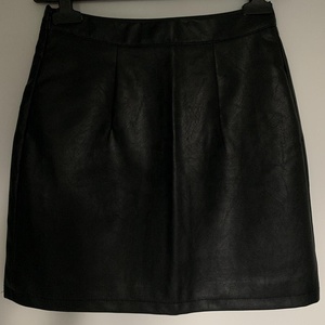 Casual <b>Summer</b> Eco-Friendly Breathable Women's High Quality Thick Leather Knee-Length <b>Skirt</b> - Product Image 1