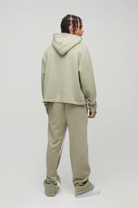 Chándales de gran tamaño Boxy Varsity con capucha para hombre Temporada de invierno Worldwide Printed Raw Hem Flare Hecho en Pakistán - Product Image 2