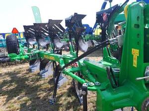 Durable <b>Cultivator</b> Tine for Soil Preparation Tillage and Land Cultivation - Product Image 4