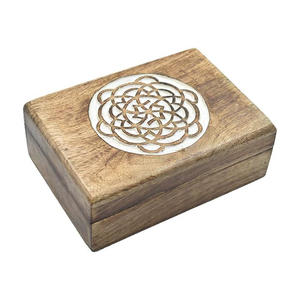 Caja de madera tallada de mandala para almacenamiento y decoración de joyas, cajas de madera de mango para uso multiusos a precio de fábrica mayorista - Product Image 1