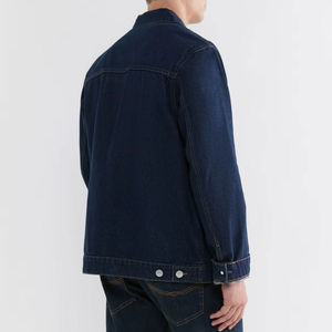 Veste en jean déchirée et effilochée pour homme, style streetwear décontracté, avec poches à rabat, respirante et écologique, idéale pour le cyclisme - Product Image 4