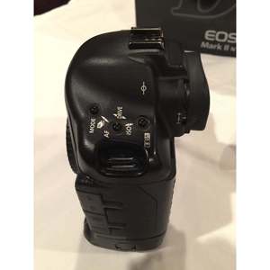 กล้อง DSLR รุ่น Professional 1D Mark II N (เฉพาะตัวกล้อง) ความเร็วสูง สำหรับการถ่ายภาพดิจิทัล เหมาะสำหรับช่างภาพ - Product Image 1