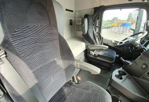 Camión Pesado Mercedes Arocs 6X4 Euro 6 de 2016 para Transporte Minero con Centros de Atención Extranjeros - Product Image 5
