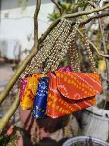 Elegant Bandhani <b>Clutch</b> Purse with Pearl Handle Rajasthani Hand <b>Bags</b> Baby Shower Bridesmaids Jaggo Night Sangeet Ceremony Favors - Product Image 3