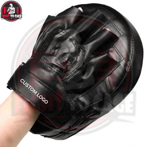 Mitaines de boxe incurvées de qualité supérieure, couleur noire, en cuir PU, personnalisables, légères et durables, prix de gros 2025 - Product Image 4