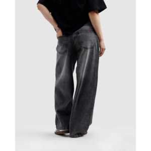 Vaqueros holgados vintage de corte ancho con pierna acampanada, estilo streetwear de cintura alta, tela vaquera con cristales de colores para invierno - Product Image 5