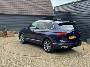 Volkswagen Tiguan Allspace 2.0TDI R-Line 2022 Económico con Volante a la Izquierda/Derecha - Product Image 6