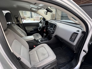 USADO LHD/RHD 2017 CHEVROLET COLORADO 4WD CREW CAB - Product Image 4