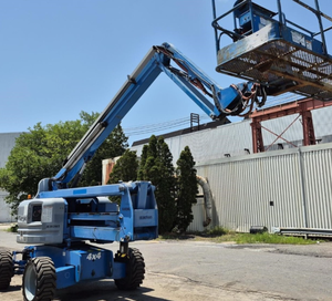 Nacelle élévatrice télescopique articulée autopropulsée Z60/34 hydraulique pour plateforme de travail aérien, idéale pour usage domestique et industriel - Product Image 2
