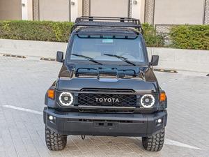 Tai Nạn Miễn Phí Cho Land Cruiser Đôi Cabin Pickup 4.5L Diesel LHD Tự Động Hộp Số Da Ghế Tối Nội Thất Phía Sau Cho Bán - Product Image 2