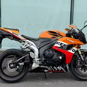มอเตอร์ไซค์ซูเปอร์สปอร์ตพลังสูง รุ่น Instant Marketing CBR600RR 600 ซีซี สี่สูบ ระบายความร้อนด้วยน้ำ  แรงทรงพลัง ใช้เชื้อเพลิงเบนซิน - Product Image 6