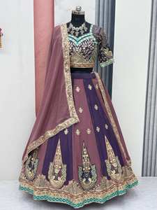 Lehenga Choli pour femmes avec broderie lourde et travail de fils, Lehenga Choli prêt à porter pour femmes pour la vente à l'exportation - Product Image 3