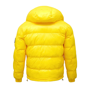 Chaqueta acolchada personalizada para hombre, ropa de calle de estilo burbuja de invierno acolchada gruesa de poliéster brillante y cálida, chaquetas para hombre - Product Image 3